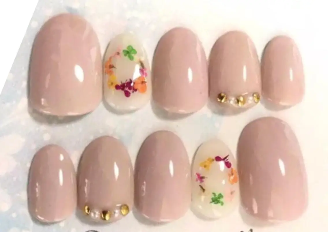ネイル ハンドネイル ゲン レイカのネイルデザイン