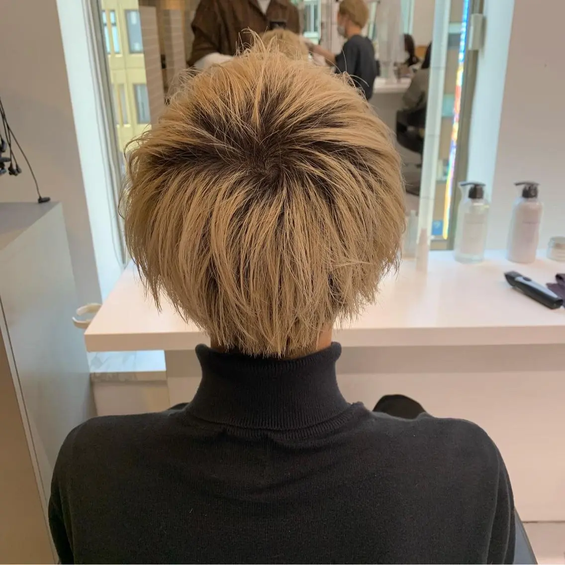 ショート カラー パーマ メンズ メンズパーマ特化 TAIGAのヘアスタイル