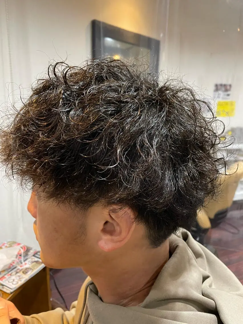 【男性限定】骨格補正にパーマでボリュームアップしてスタイリングを楽にしてみませんか?の写真