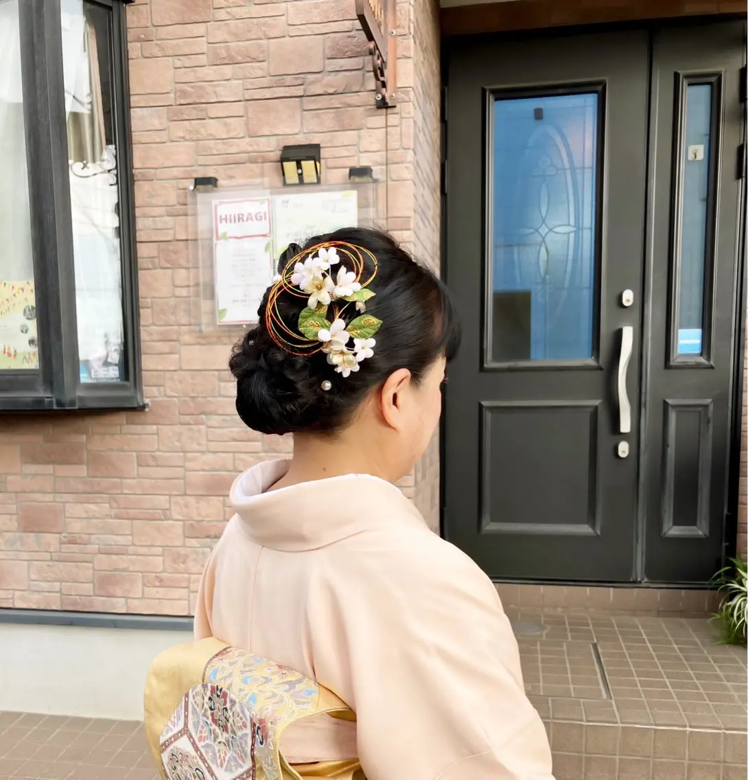 セミロング ヘアアレンジ 着付け 美容室 HIIRAGIのマツエク・マツパデザイン