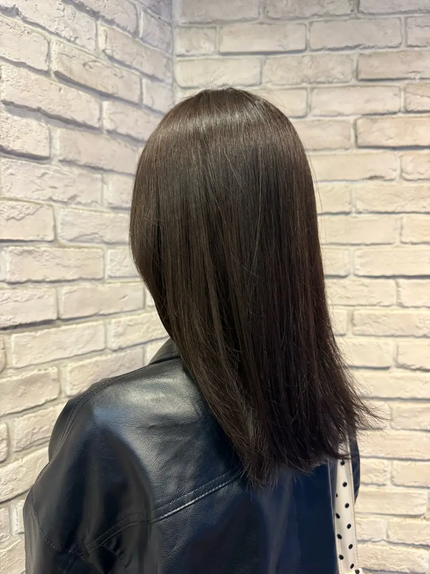 ミディアム アッシュ トリートメント ヘアカラー トリートメント 横浜/カラーモデル 様募集中/ヒトミのヘアスタイル
