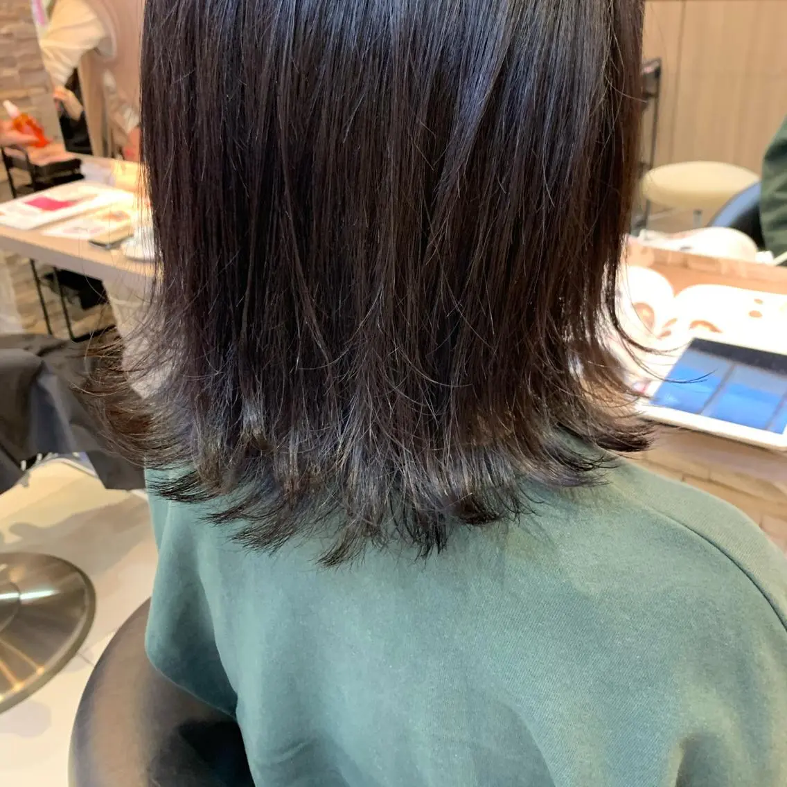 ミディアム 外ハネヘア 早坂 裕真のヘアスタイル