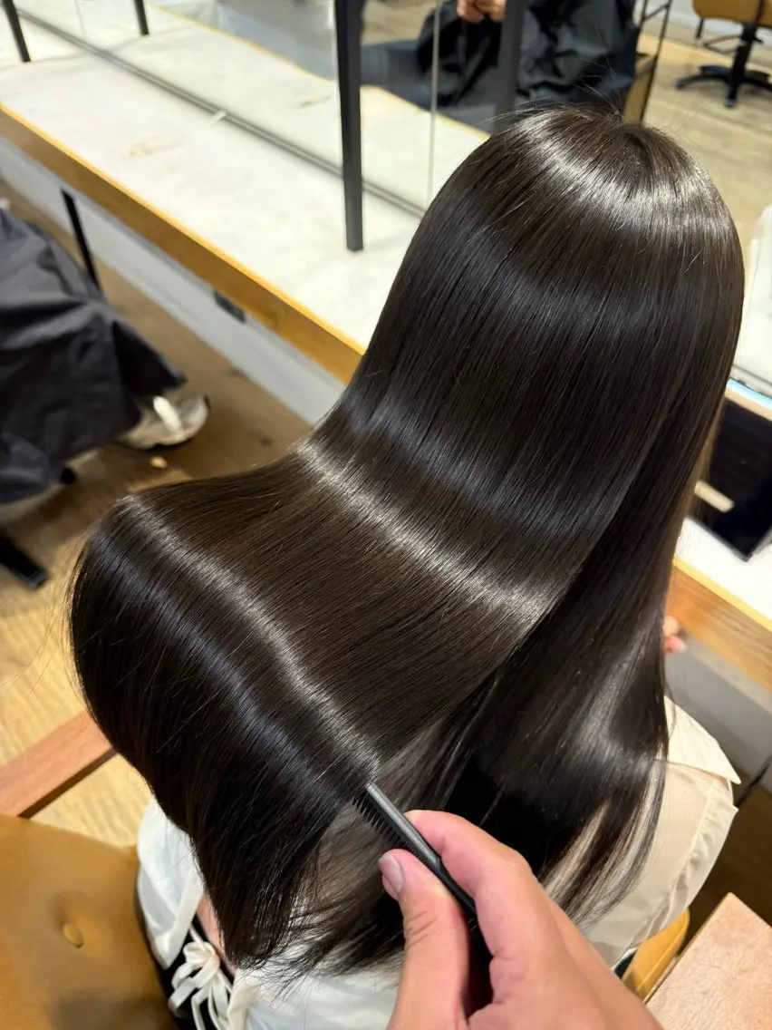 限定価格【髪質改善】ヘアエステ ＋ カット 10種類以上の髪質改善トリートメントで今までにない艶髪にの写真