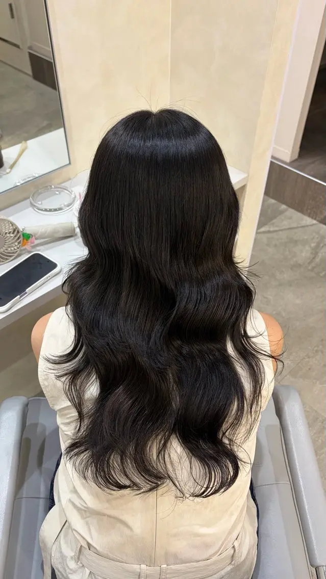 ロング アッシュ アッシュグレー アッシュグレージュ くびれヘア ハッシュカット カット ヘアカラー モデル様大募集🎀 藤岡瑞穂のヘアスタイル