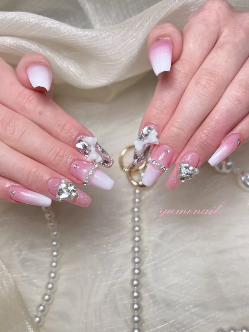ミディアム ヒエン NAILのネイルデザイン