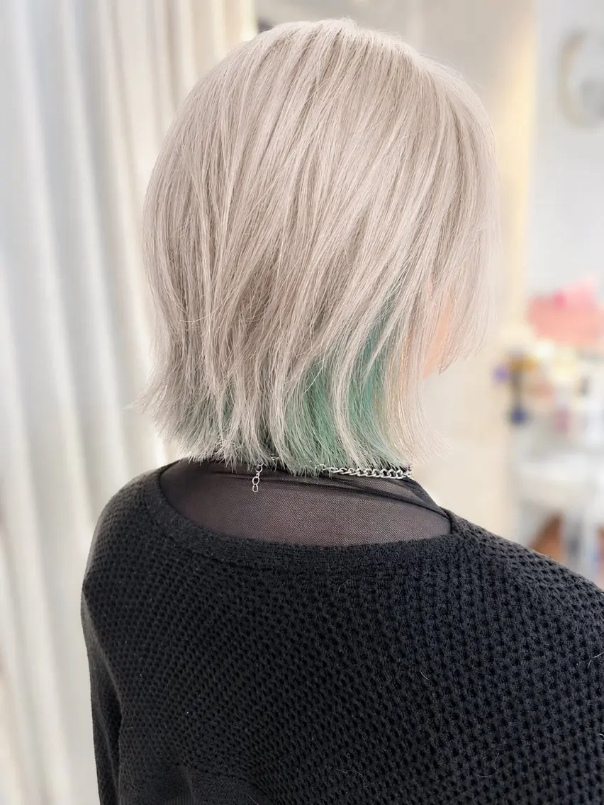 ショート カラー ブリーチ ミント ショートヘア ウルフカット ヘアカラー BOXmico. 南堀江　宇都宮のヘアスタイル