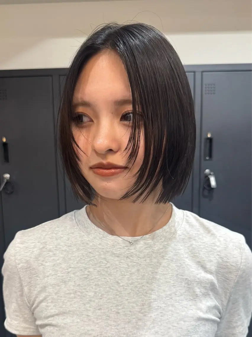 ショート カラー 透明感カラー ボブ 大人ボブと似合 わせカラー/馬場 翼のヘアスタイル