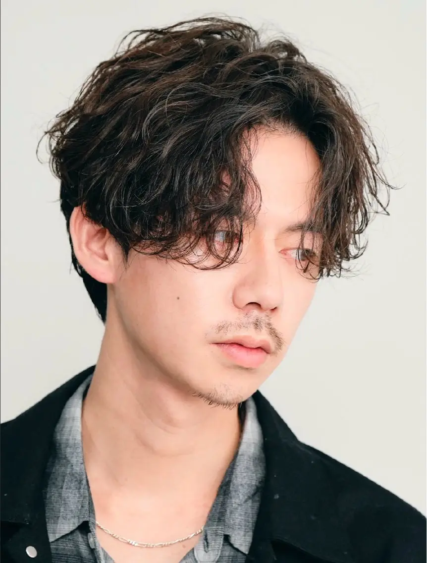 ミディアム カラー パーマ メンズ カット パーマ fifth 窪田潤平のヘアスタイル