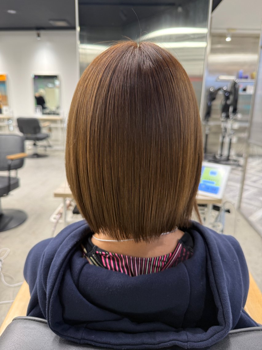 ショート ヘアカラー ハイトーン/レイヤー ARISA🐺⚡️のヘアスタイル