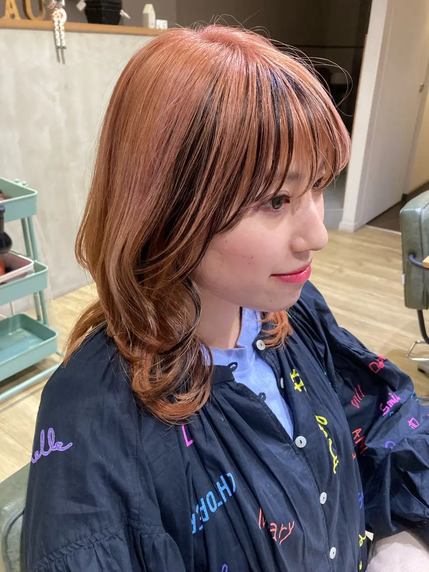 セミロング カット ヘアカラー 縮毛矯正 トリートメント ヘッドスパ ヘアセット あやかショート 白髪ぼかしのヘアスタイル