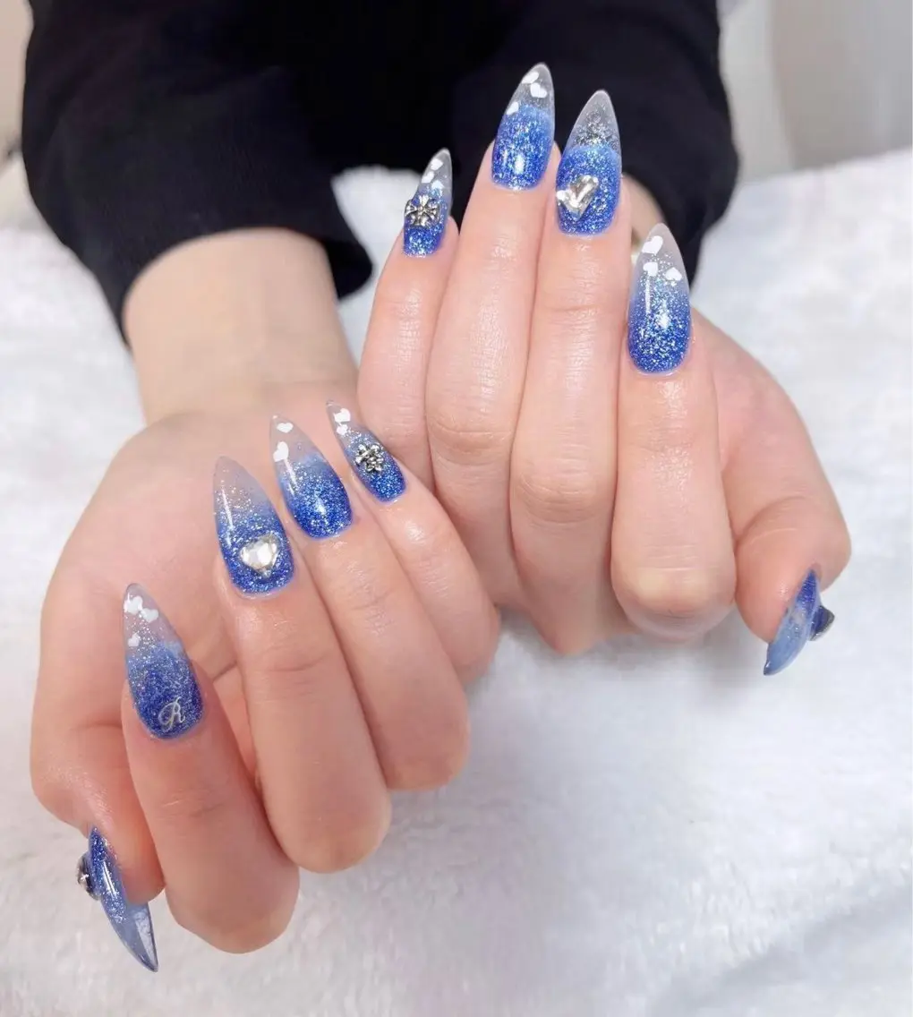 ネイル 持ち込み Amina nail salonのネイルデザイン