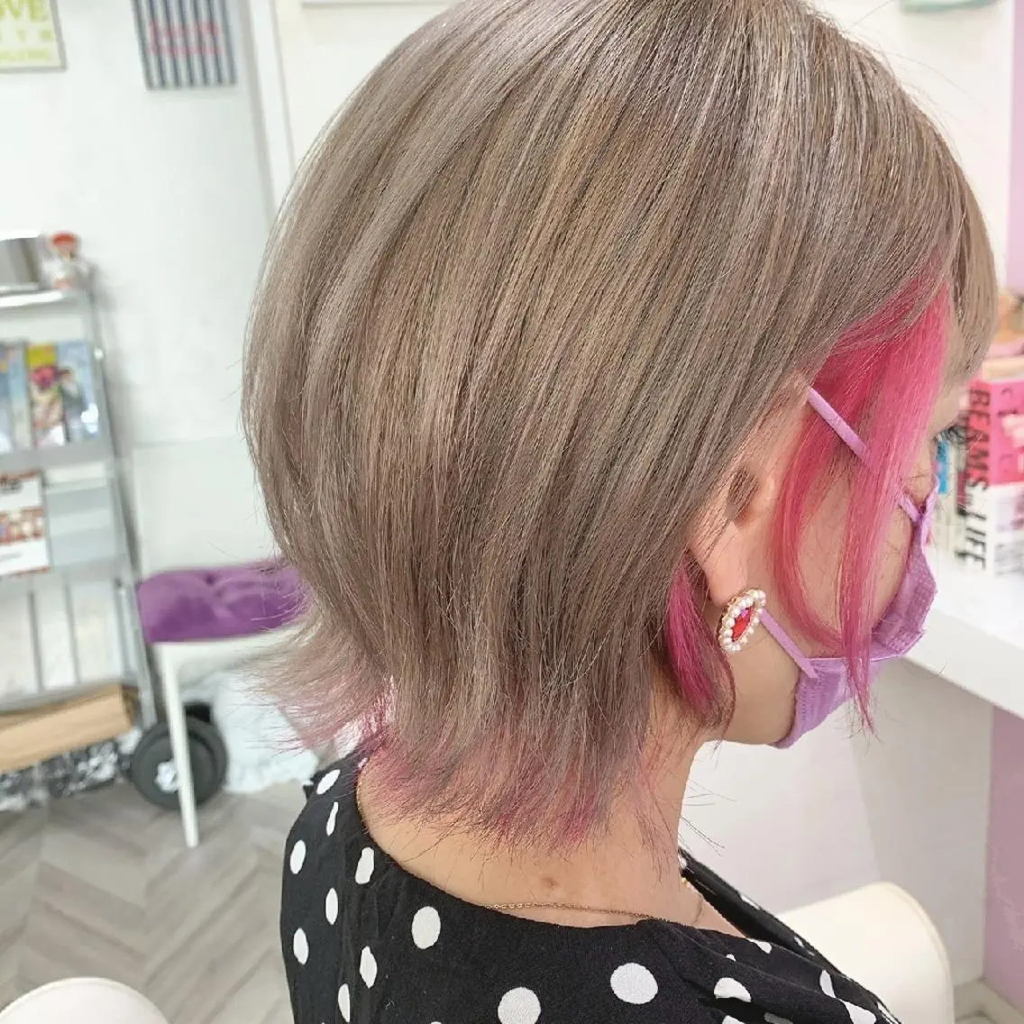 ショート ヘアアレンジ カラー ベージュカラー ペールベージュ ピンクカラー ナカシマ  アユミのヘアスタイル