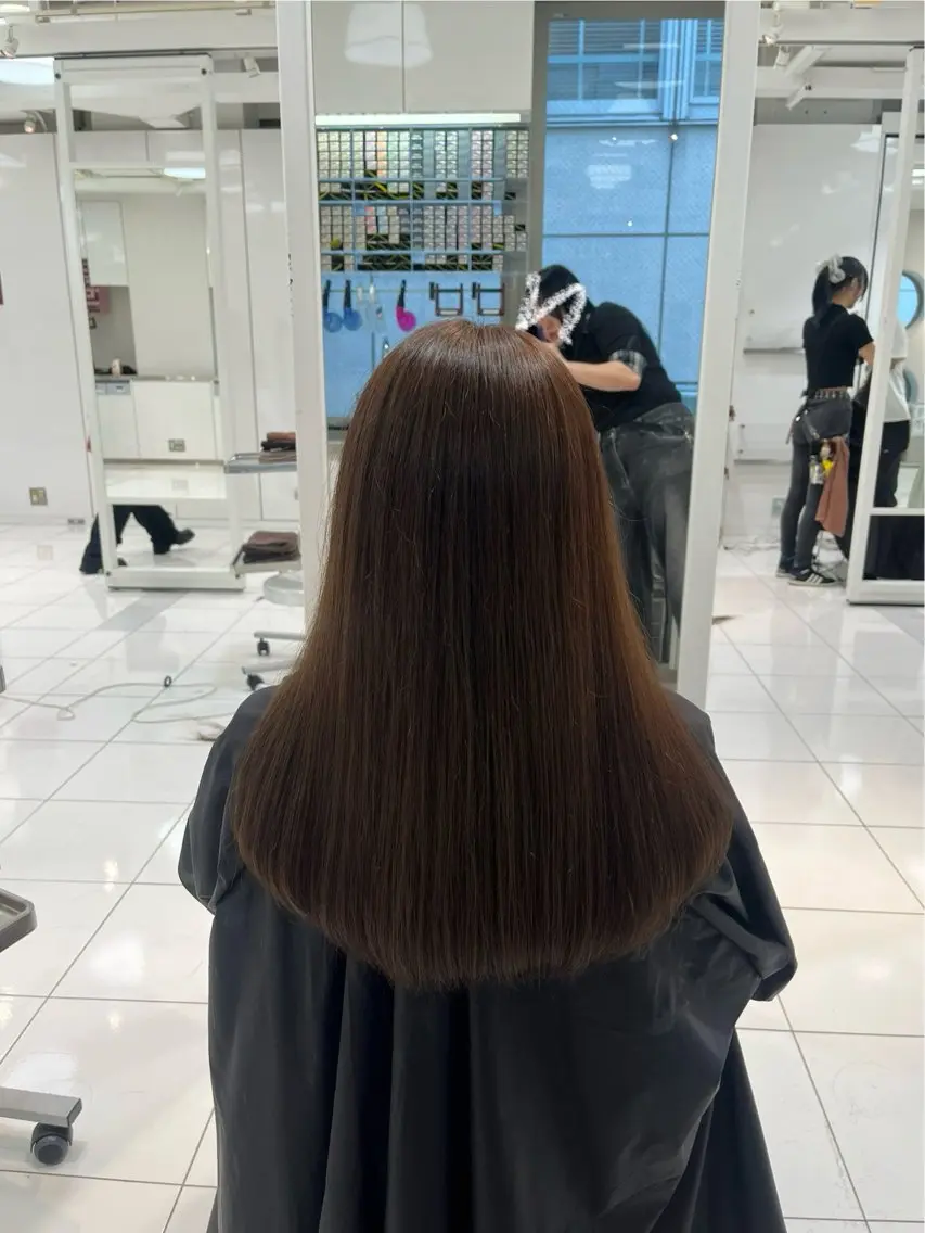 セミロング カラー mit bytree MISAKI🎀のヘアスタイル