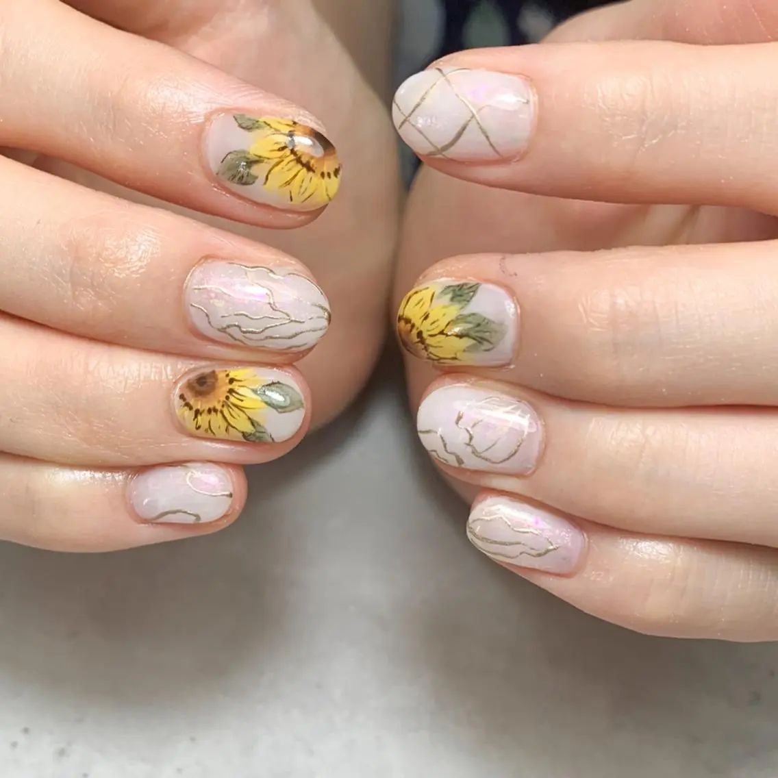 ネイル ハンドネイル FIORITURA aiのネイルデザイン