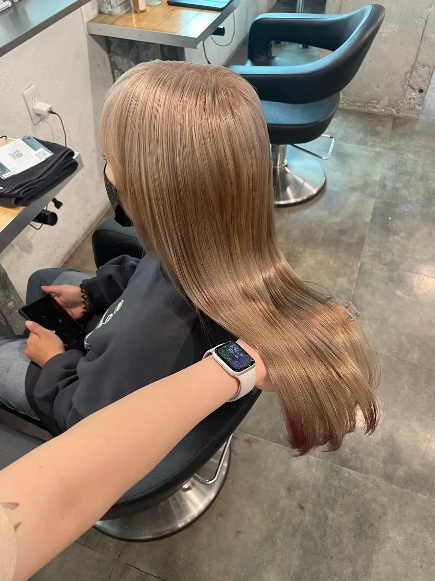 ロング カラー ヘアカラー ハイトーン 横浜💞ミオのヘアスタイル