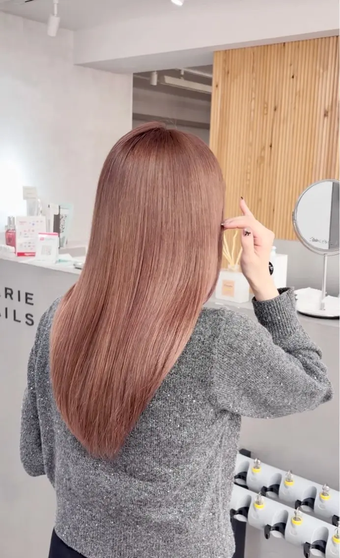 セミロング ヘアカラー 爆モテ💘ハイトーン ×カラー🦄蓮華のヘアスタイル
