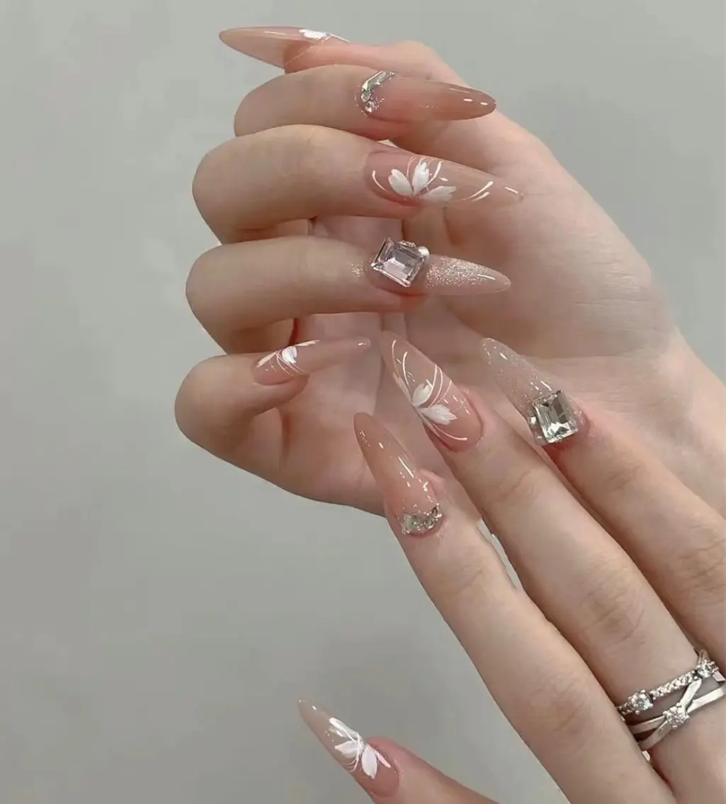 ネイル ハンドネイル D-BEAUTY Nailsalonのネイルデザイン