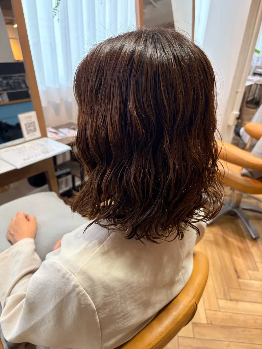 ミディアム 藤倉なつみ /玉造のヘアスタイル