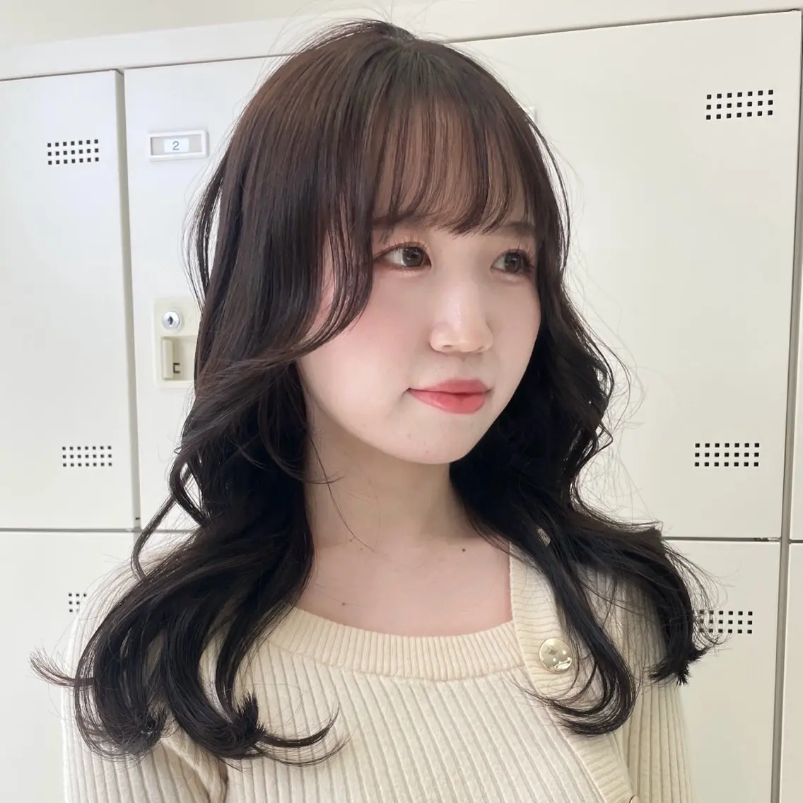 セミロング ヘアカラー MOE 福岡韓国ヘア✧︎のヘアスタイル