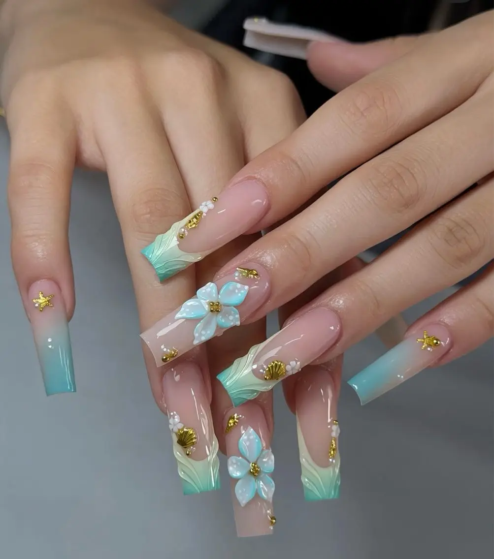 ネイル アートネイル ボルドー フレンチネイル ジェルネイル 氷ネイル・うるうるネイル ハンドネイル Julie Nail Hinのネイルデザイン