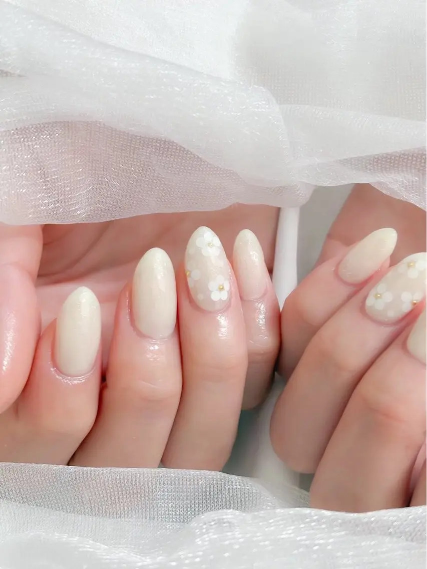 ネイル Lutena💛 Yamamotoのネイルデザイン