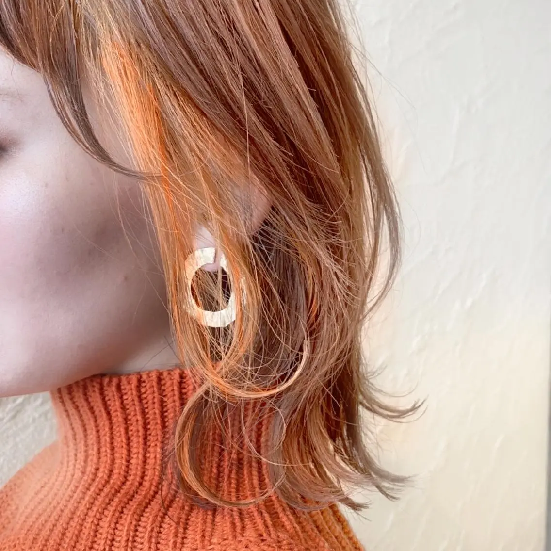 カラー イヤリングカラー オレンジ Ｍｅｒ 山崎 えりかのヘアスタイル