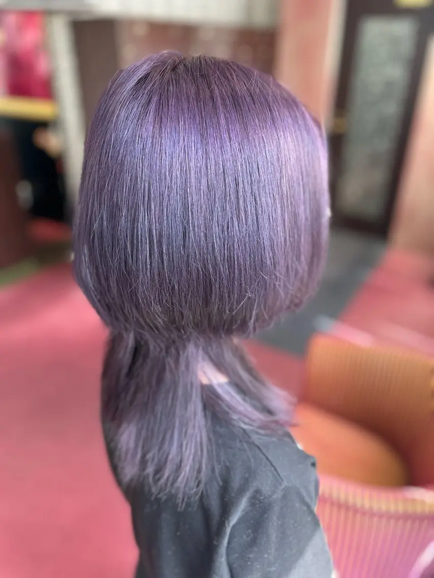 ミディアム カラー EARTH 市野のヘアスタイル