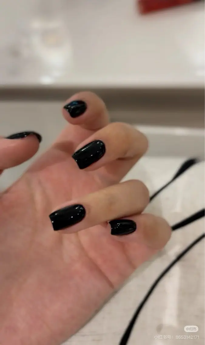 ショート 韓国風ヘア ハンドネイル star nail salonのネイルデザイン