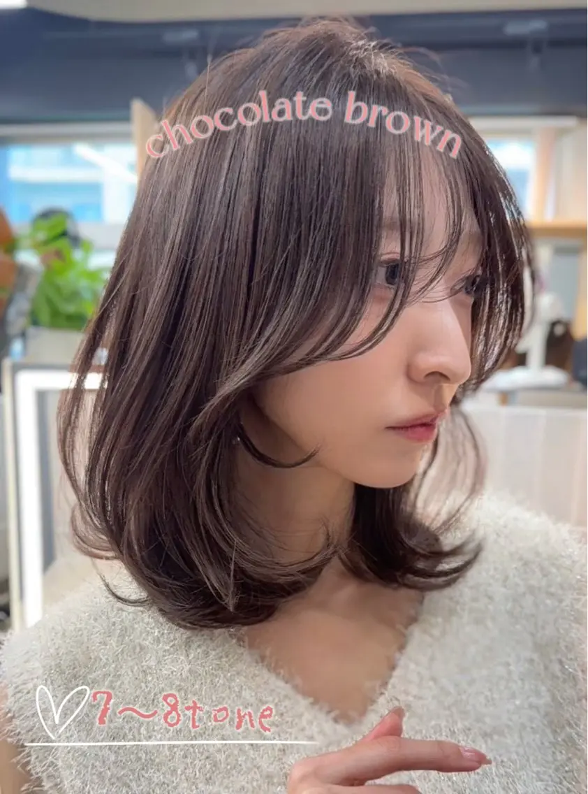 ロング チョコレートブラウン 渡辺 月のヘアスタイル