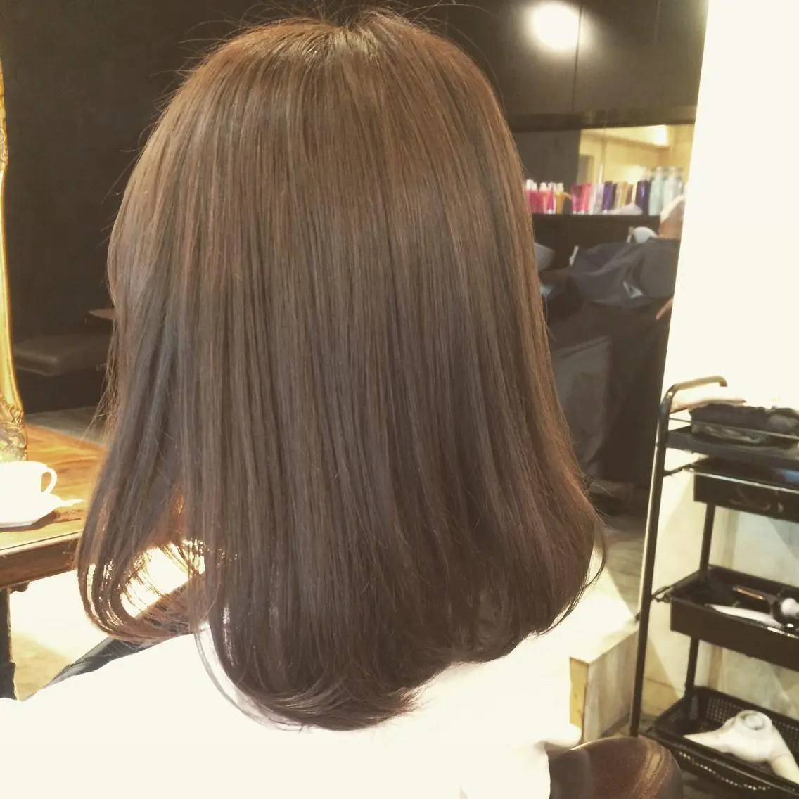 ミディアム カラー ダブルカラー グレージュ サロンドミルク 渋谷高比良のヘアスタイル