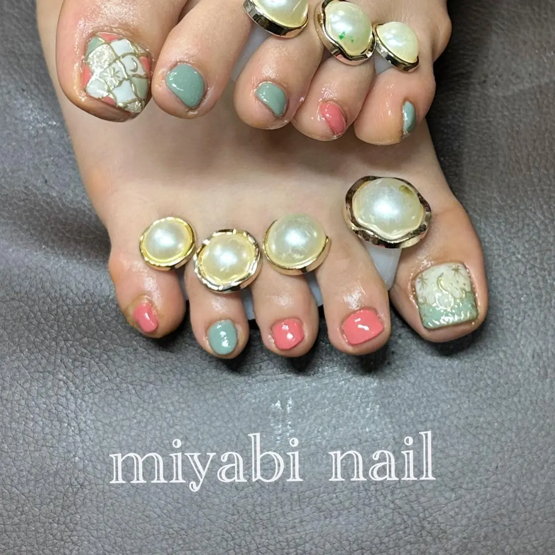 フット👣《キャンペーン》アート２本コース　持ち込みOK  丁寧なケア＆フィルイン込み　仕上げにしっかり保湿付きの写真