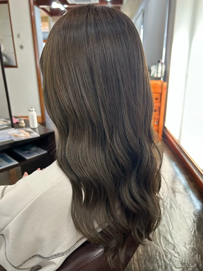 カラー オリーブカラー 坂本 瑞季 🤍 髪質改善のヘアスタイル