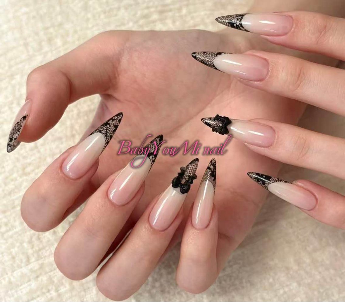 ネイル オーロラネイル チークネイル 成人式 フットネイル フレンチネイル ハンドネイル BabyYouMi nailのネイルデザイン