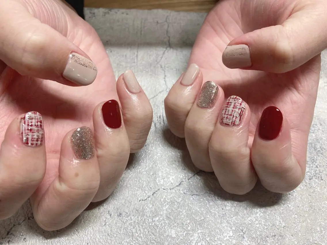 ネイル ボルドー フットネイル ジェルネイル 韓国ネイル マグネットネイル ハンドネイル mogunail &blowのネイルデザイン