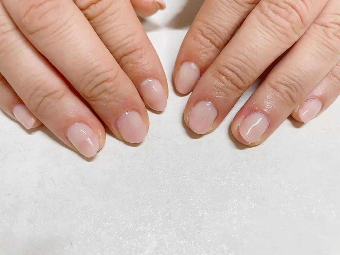 ネイル オーロラネイル フラワーネイル フットネイル フレンチネイル ジェルネイル mogunail &blowのネイルデザイン