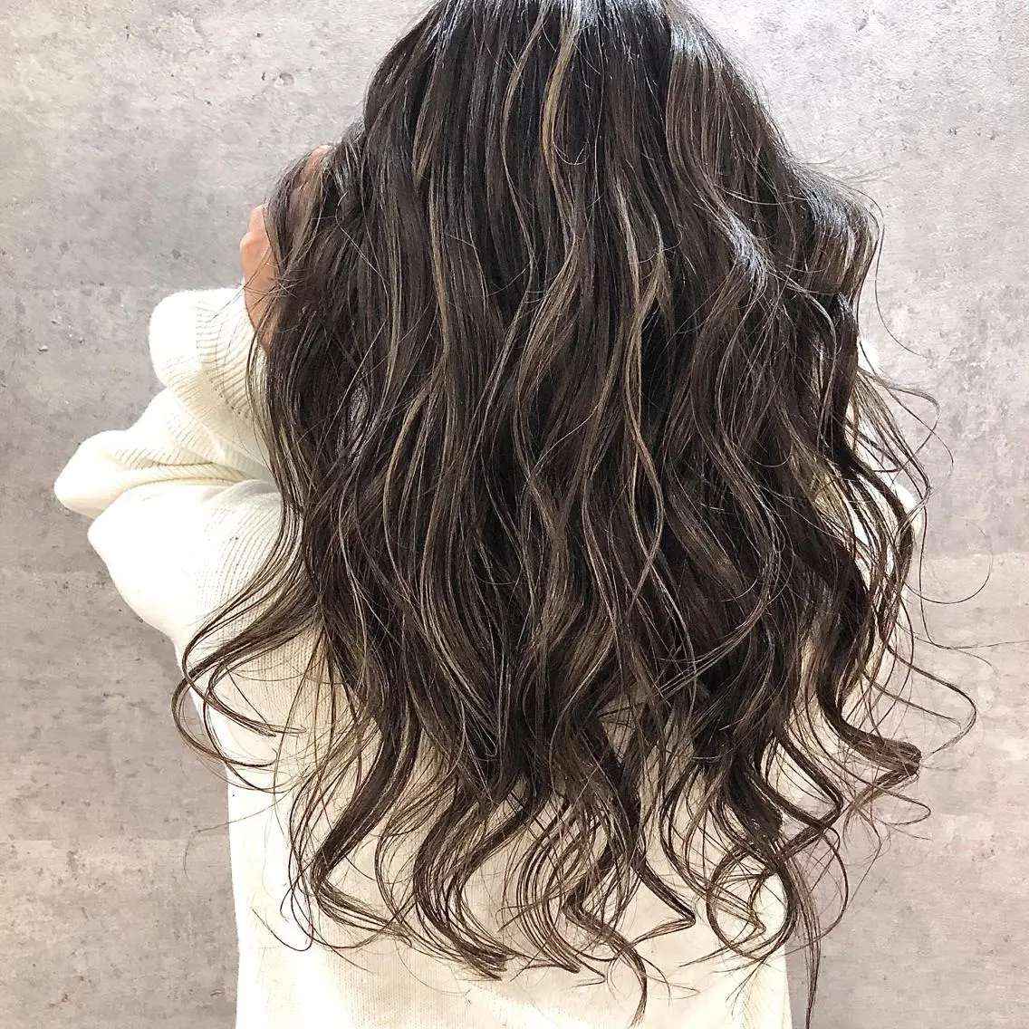 ロング ハイライト ヘアカラー トリートメント ✨MiL✨ ✨心斎橋✨のヘアスタイル