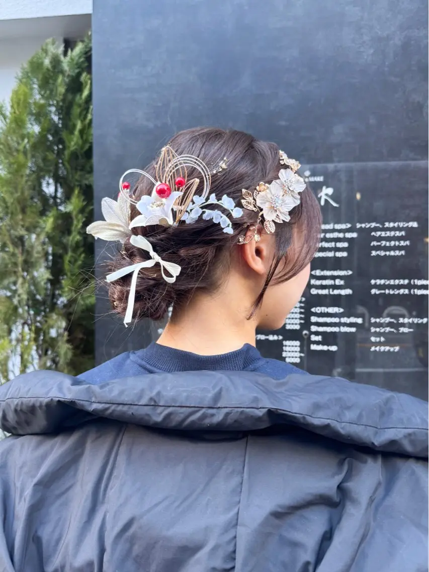 セミロング ヘアアレンジ 成人式 Seeknext // Rukaのヘアスタイル