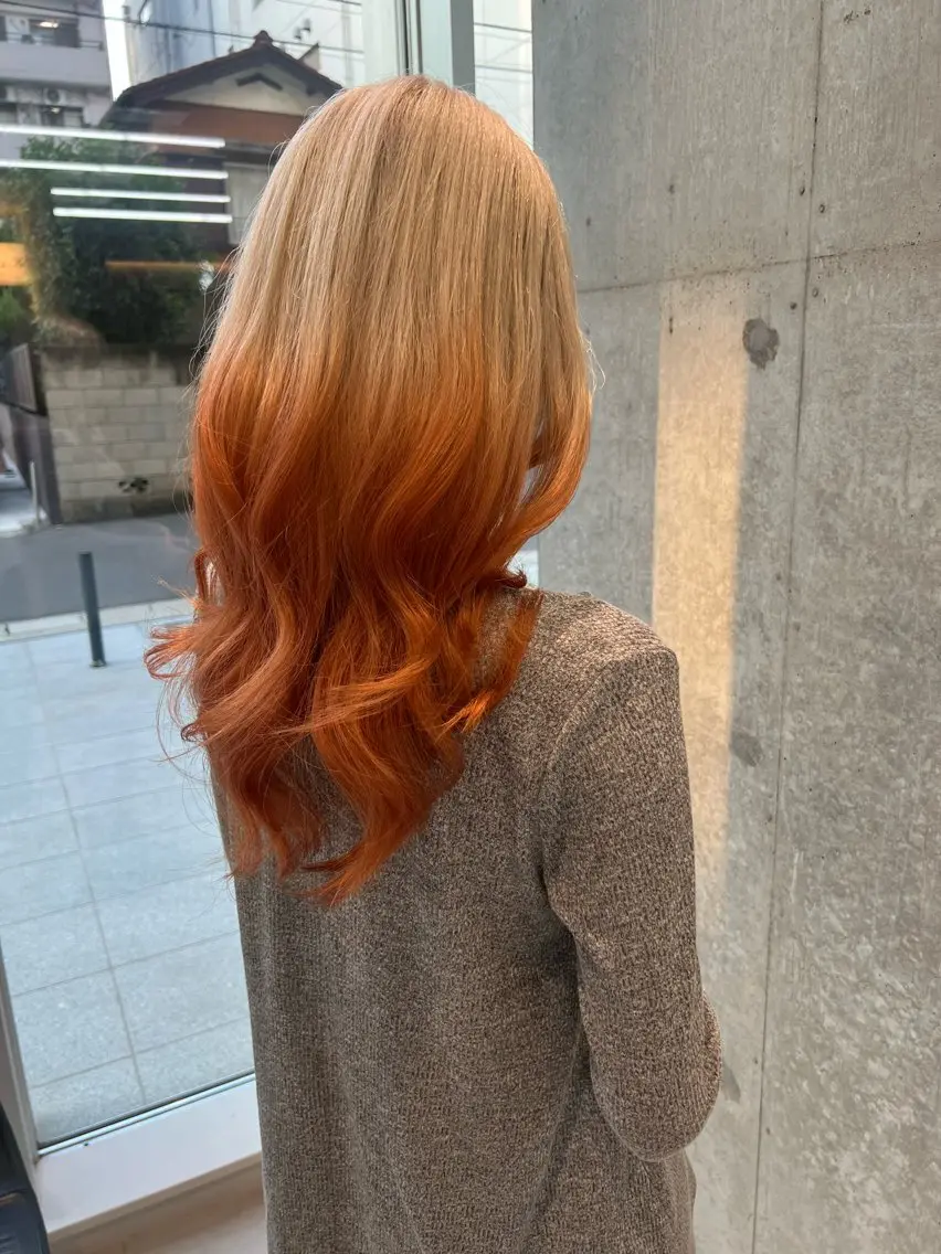 ロング カラー グラデーションカラー カット ヘアカラー トリートメント 吉沢遣人/レイヤー 艶カラー/抜け感のヘアスタイル