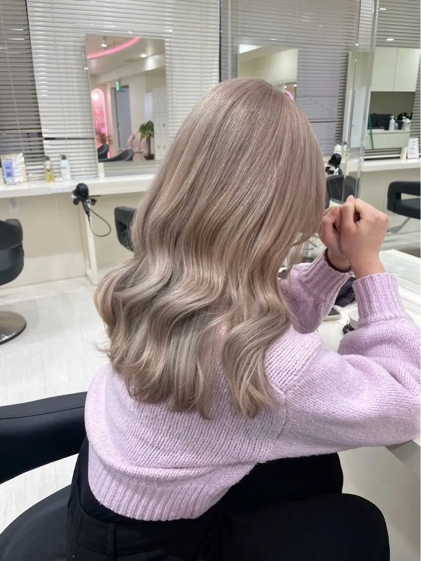 セミロング カラー 🤎ミルクティー/W カラー/HIROMUのヘアスタイル