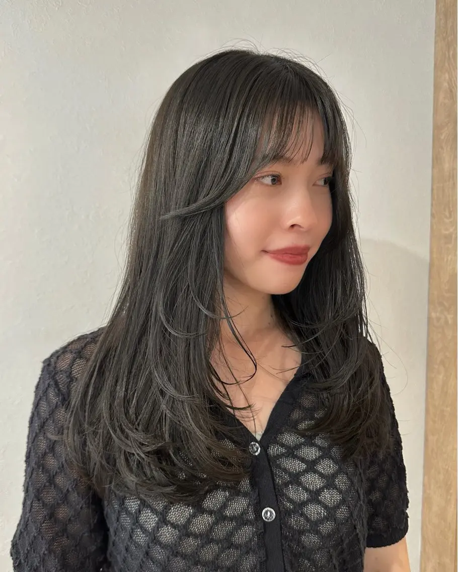 ロング カラー カット ヘアカラー トリートメント TRENCH　相澤 果歩のヘアスタイル