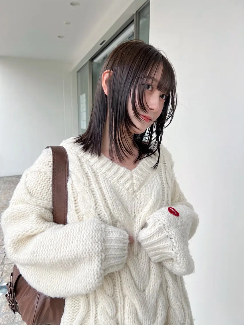 ミディアム カット ヘアカラー kotoko 透け感カラーのヘアスタイル