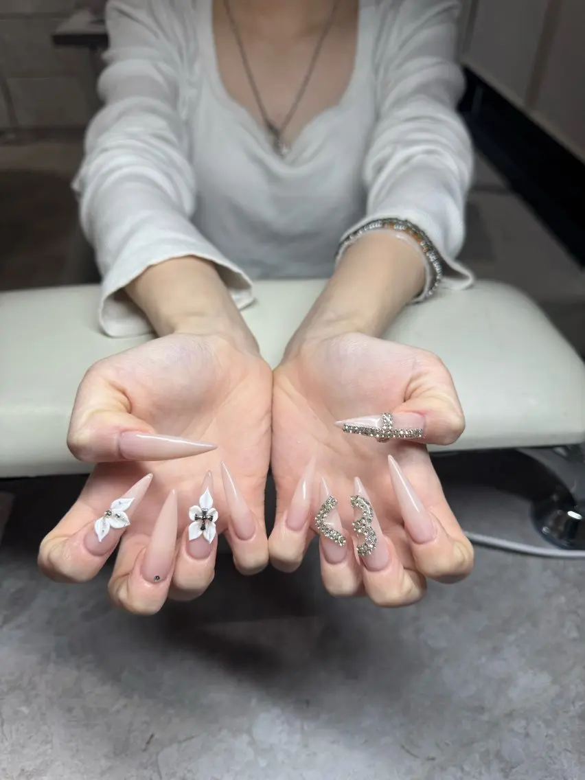ネイル ハンドネイル IROHA NAIL 北村菜帆のネイルデザイン