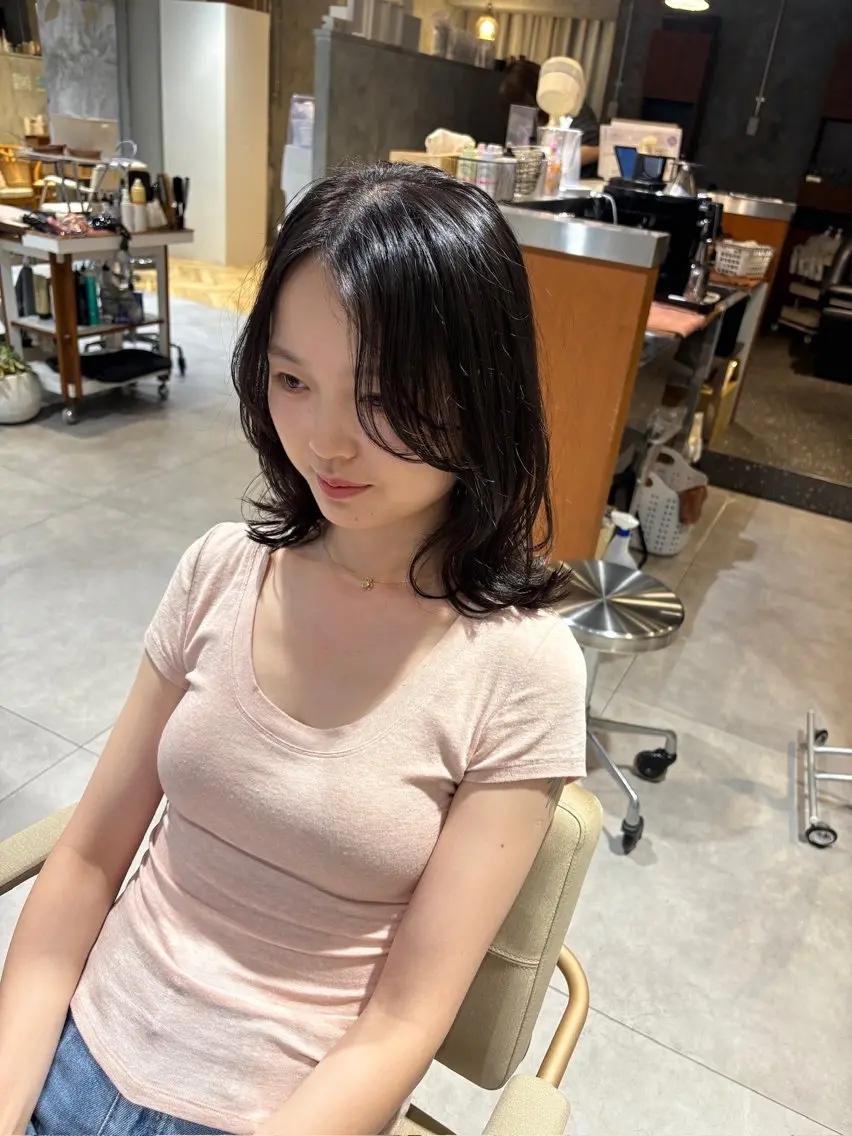 ショート くびれヘア 顔周りカット レイヤーカット カット ヘアカラー 相宮 優羽のヘアスタイル