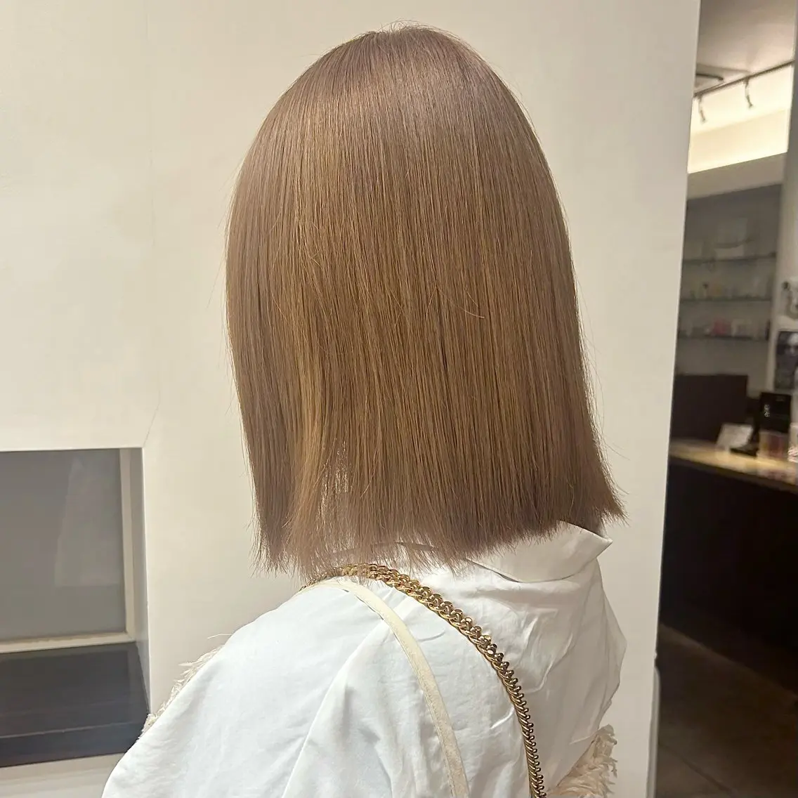 ショート カラー ブリーチ 矢場町/8時-22時 JILLSTUDIOのヘアスタイル