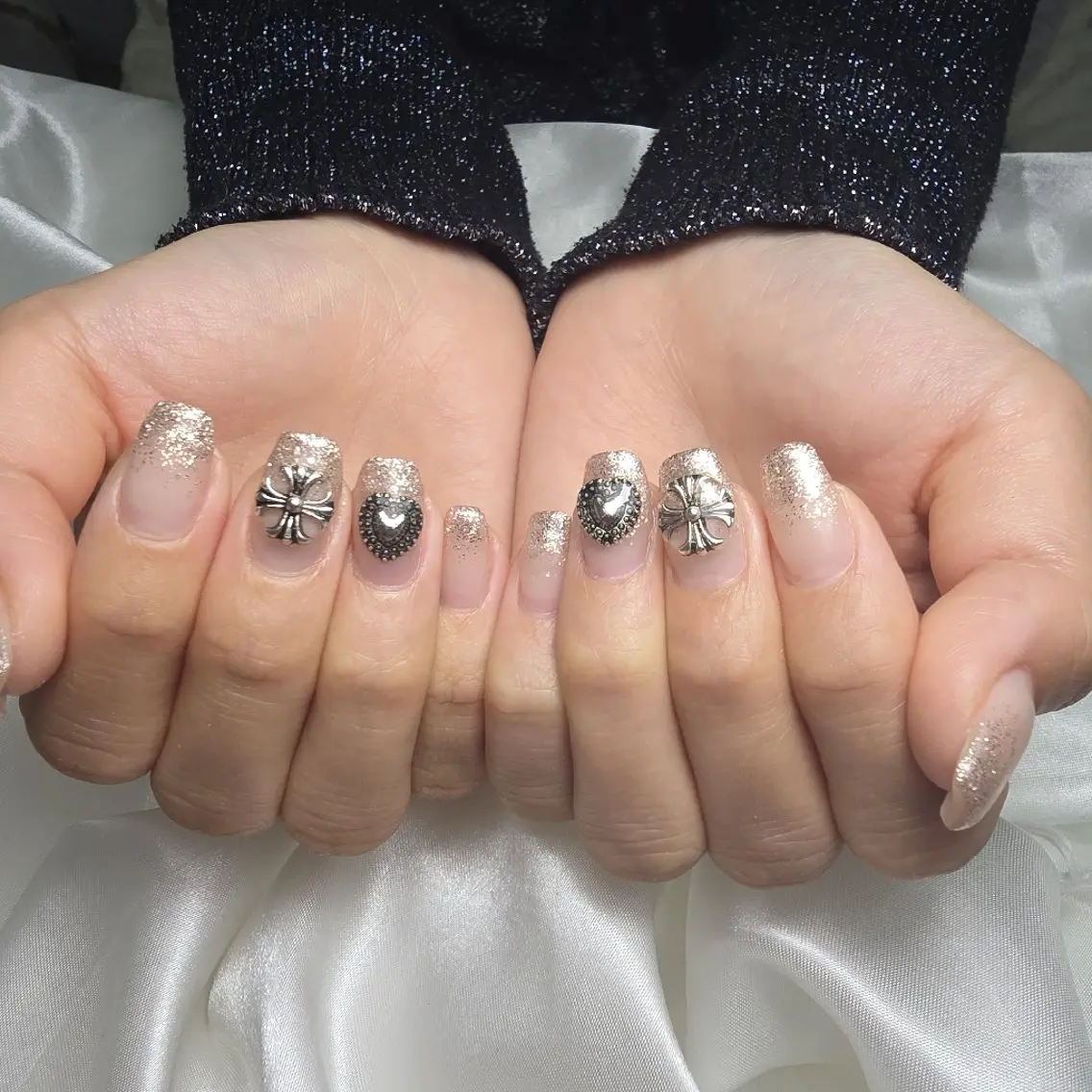 ネイル ビジュード ネイルのネイルデザイン