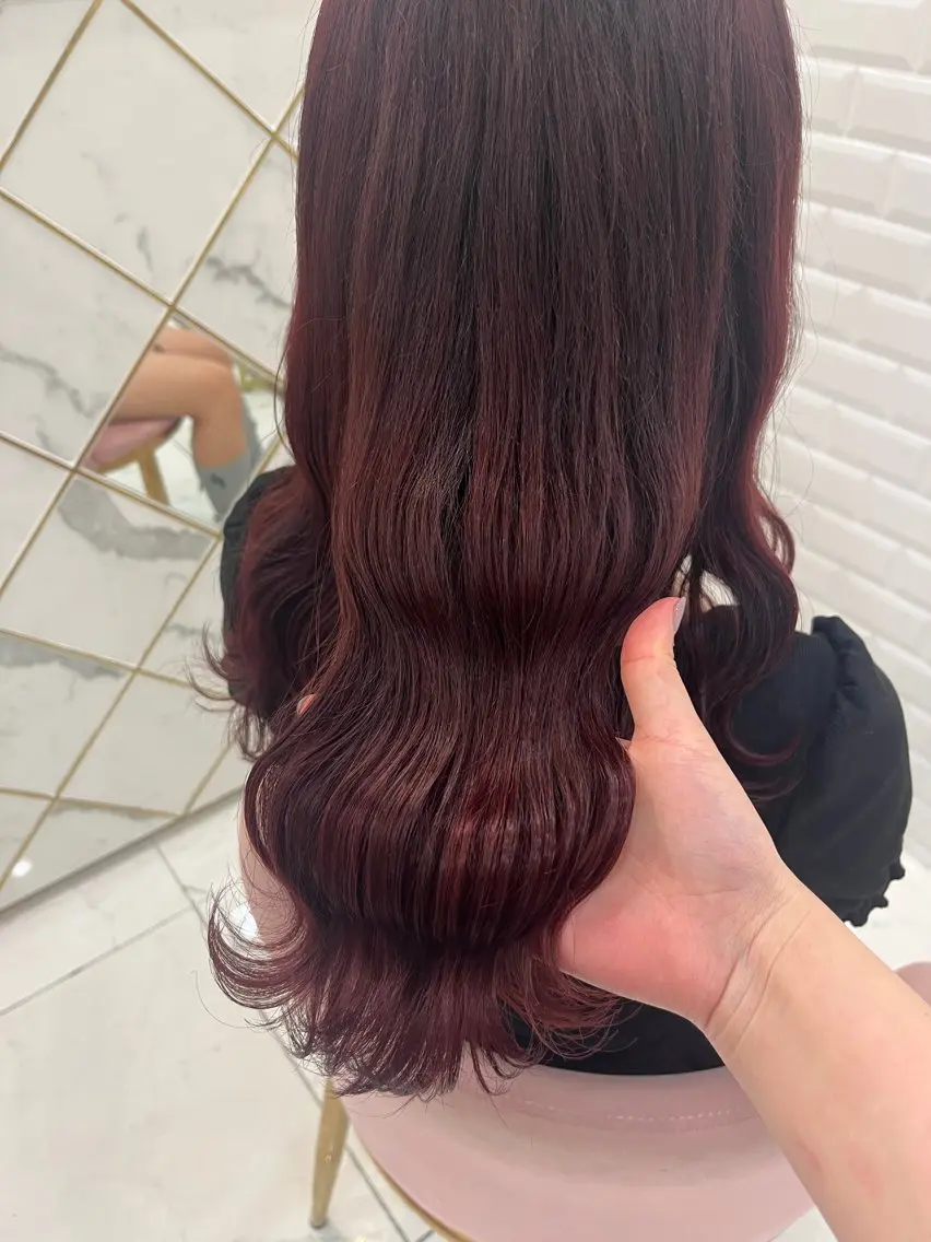 カラー 松本 七海のヘアスタイル