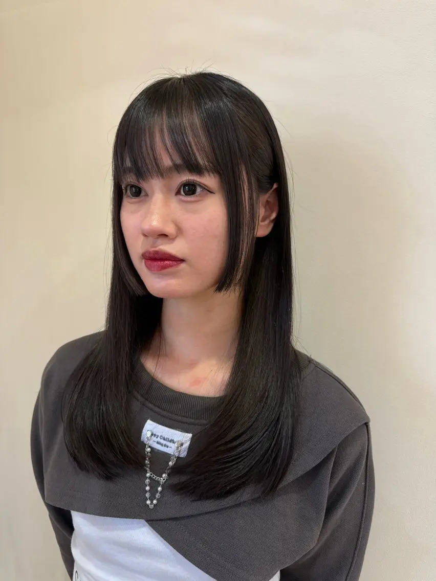 ロング カット 縮毛矯正 トリートメント イーストハムネオ高木 亮人🌿のヘアスタイル