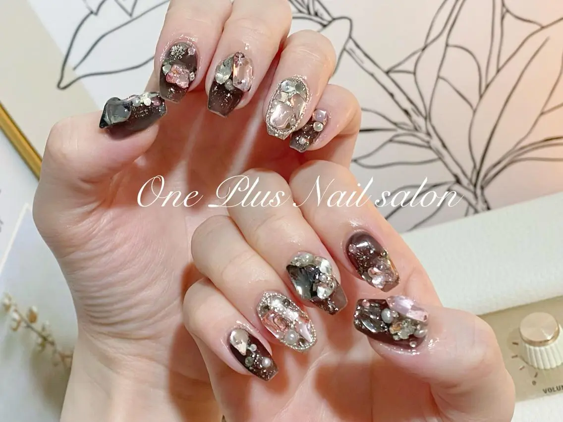 ネイル One Plus Nail Salonのネイルデザイン