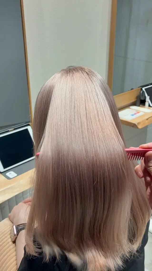 カラー ヘアカラー 加賀美 幸乃のヘアスタイル