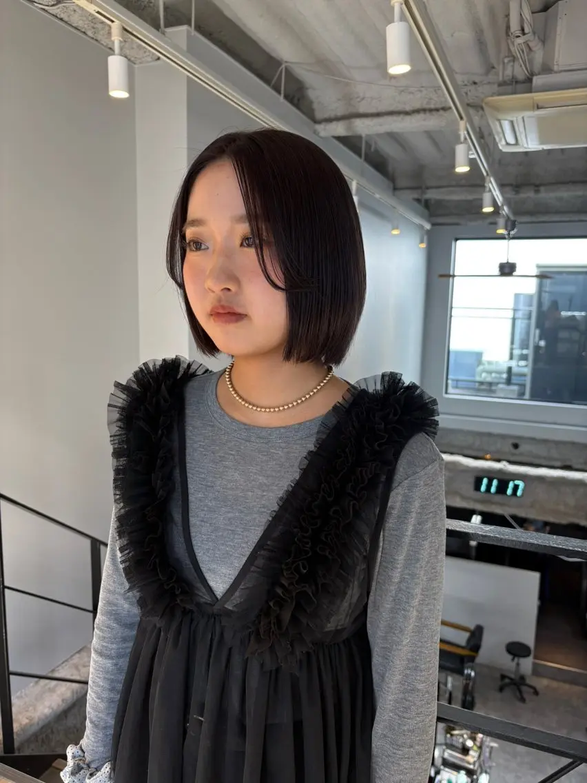 ショート カット ヘアカラー トリートメント yuri/オリーブ/ 暖色カラー/レイヤーのヘアスタイル